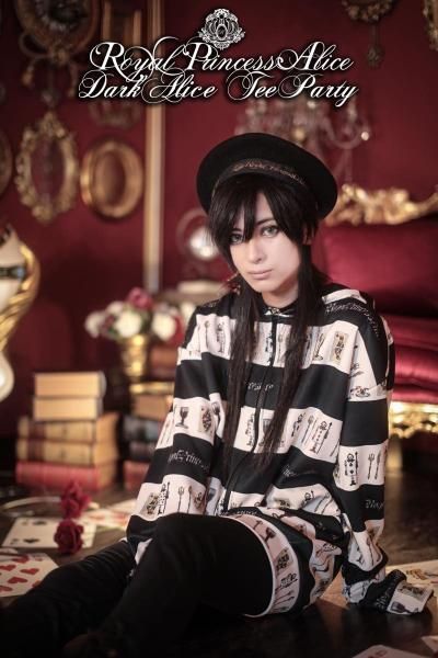 Dark Alice Tea Party・まくら くらまコラボ パーカー【12月下旬 Dark Alice Tea Party・まくら くらまコラボ パーカー【12月下旬