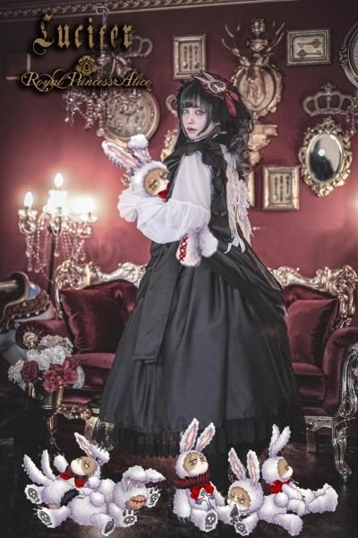 激安の ミカエルブラウス（ホワイト） 【4月末頃より随時発送】 Royal - トップス