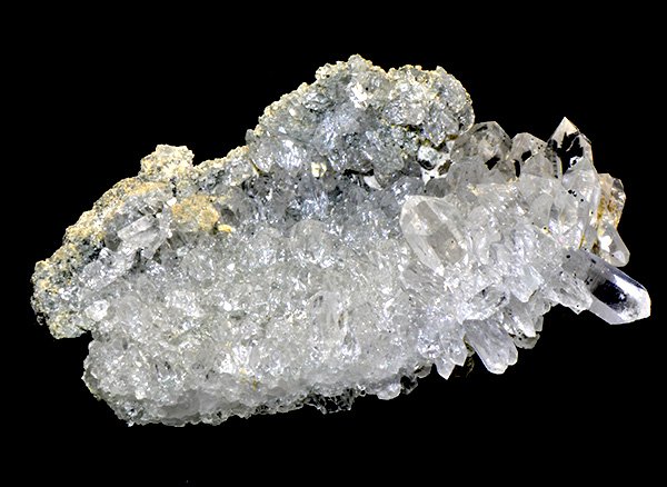 神秘的な自然のオブジェ!!<br>美しすぎるヒマラヤ水晶のクラスター<br>インド プラデーシュ州 クル地区 ガルサ渓谷 マニハール産