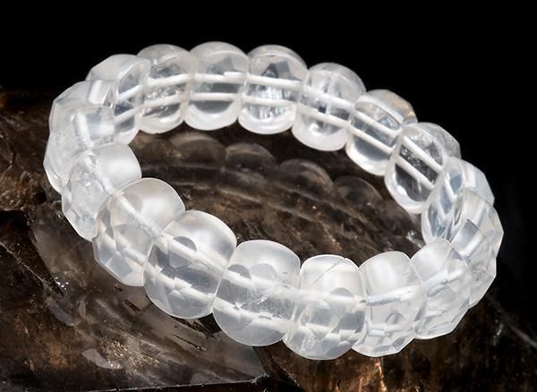 水晶カットバングルブレスレット 腕回り:約16cm<br>ブラジル・ミナスジェライス州産