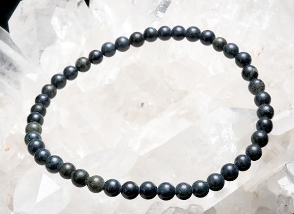 <img class='new_mark_img1' src='https://img.shop-pro.jp/img/new/icons1.gif' style='border:none;display:inline;margin:0px;padding:0px;width:auto;' />�����������Ϥ���μ����!!<br>���।������(�����߬)�ФΥ֥쥹��å�(��)<br>��4mm(44γ)/��17cm<br>�̳�ƻ����Կ����߬��