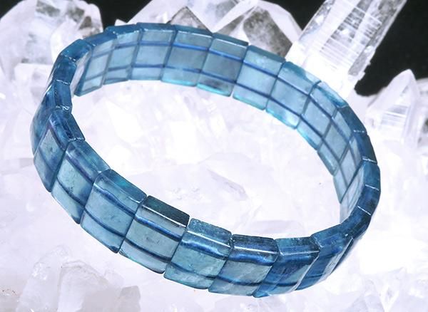 <img class='new_mark_img1' src='https://img.shop-pro.jp/img/new/icons1.gif' style='border:none;display:inline;margin:0px;padding:0px;width:auto;' />�����㤤���֥쥹��å�!!Ʃ����ȴ��!!<br>���󥿥ޥꥢ�������ޥ��5���쥯���󥰥�Х󥰥� �Ӳ�ꡧ��18cm<br>�֥饸�뻺